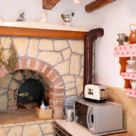 House Marija, *
