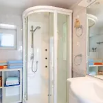 House Marija, Апартаменты Пинезичи